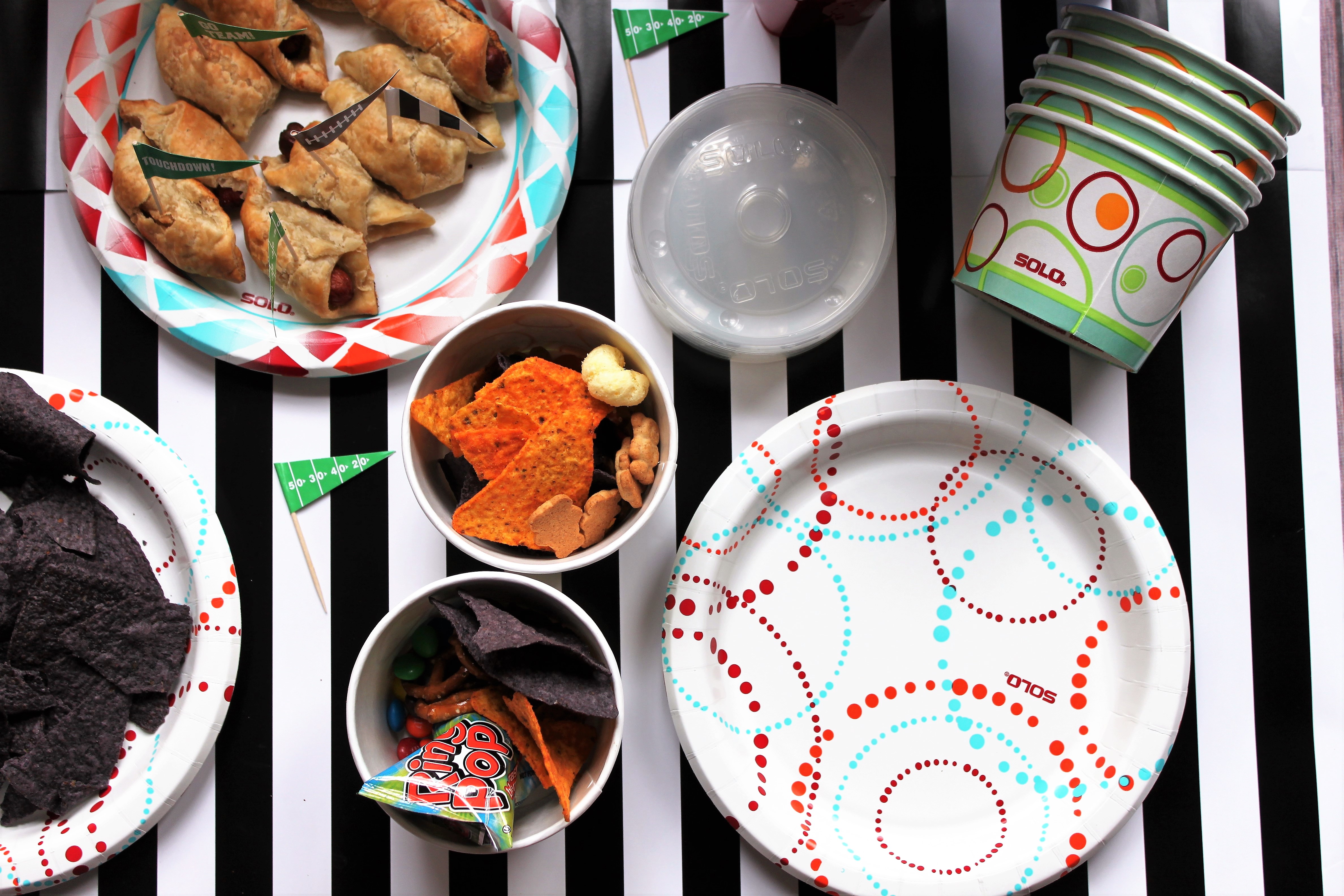 super bowl kid friendly ideas using solo products. Snacks and food