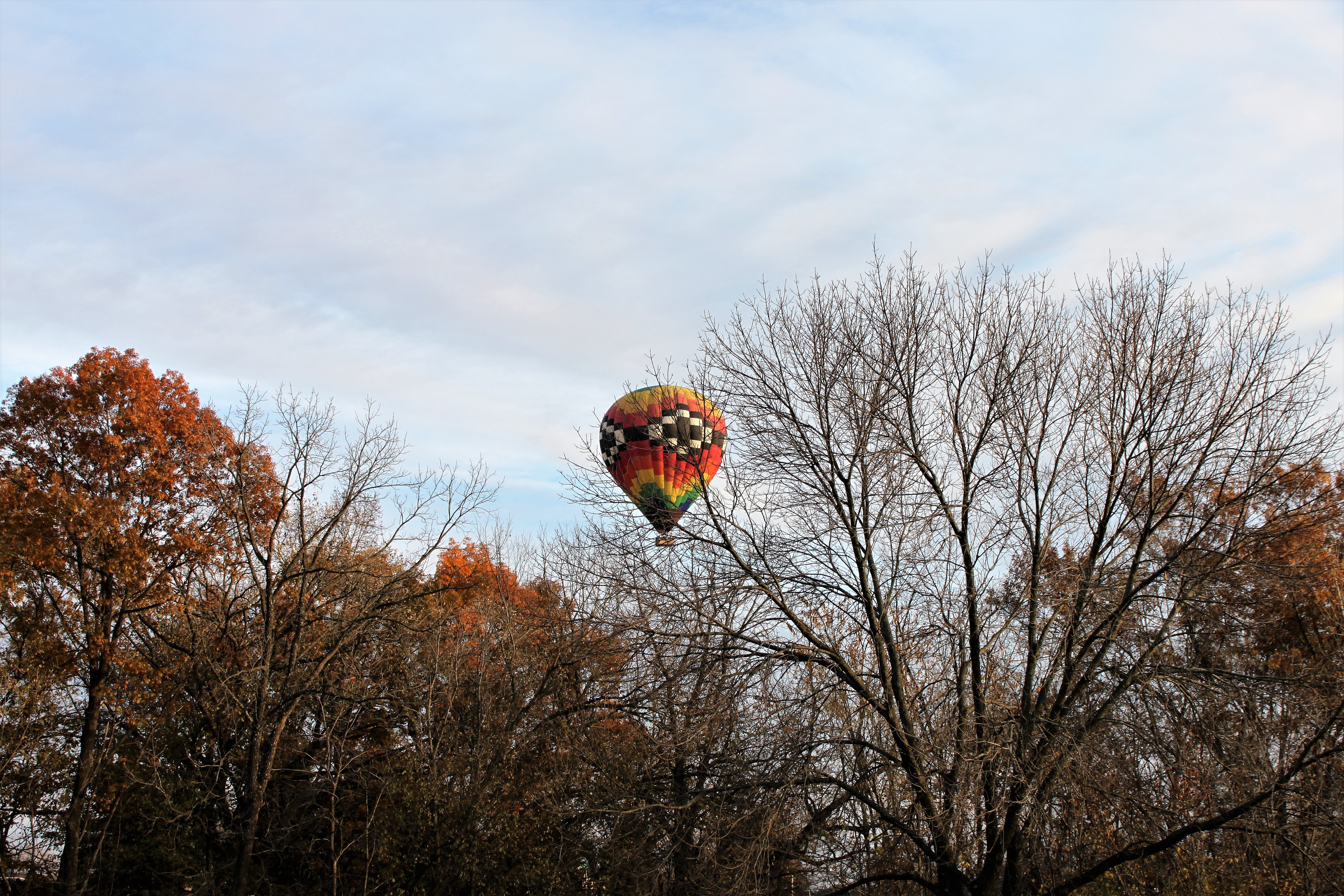 hot air balloon rides over Eagle Ridge Resort